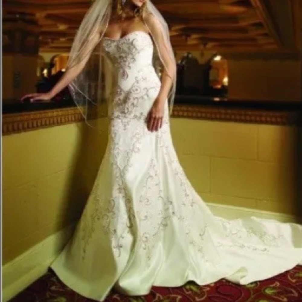 2 be bride wedding gown